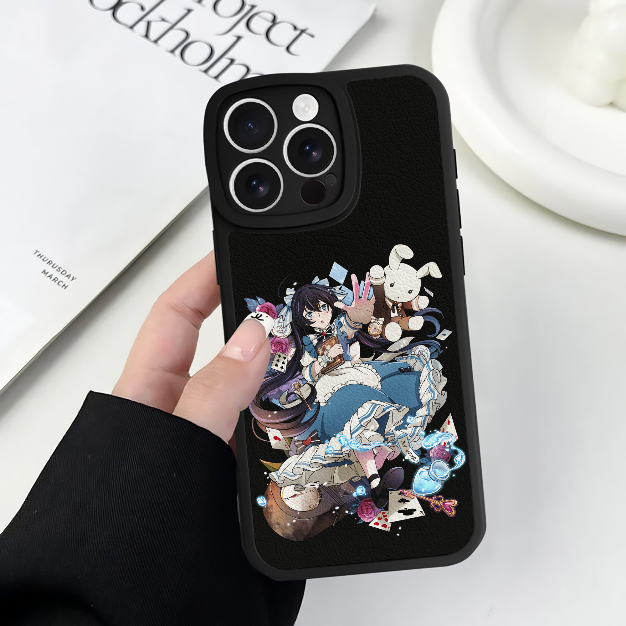 （画像用） 文豪ストレイドッグス Bungo Stray Dogs 【iPhone 16シリーズ対応】シリコンスマホケース（レザー調） 材質：シリコン